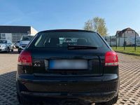 Gebraucht Audi A3 102 PS (75 kW) 2005 Schwarz Kleinwagen