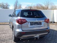 Gebraucht Suzuki Vitara Comfort 129 PS (94 kW) 2022 Silber metallic SUV