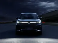 Neu VW Tiguan R-line 150 PS (110 kW) 2026 Uranograu SUV