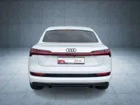 Gebraucht Audi e-tron S-Line 230 kW (313 PS) 2022 Gletscherweiß metallic SUV