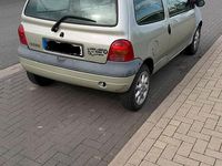 Second-hand Renault Twingo 75 CP (55 kW) 2001 Gri Hatchback