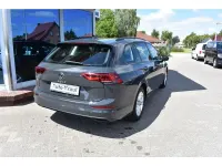 Gebraucht VW Golf VIII Life 150 PS (110 kW) 2022 Uranograu Kombi