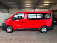 Gebraucht Opel Vivaro 125 PS (91 kW) 2018 Rot Van / Kleinbus