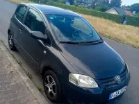 Gebraucht VW Fox 54 PS (39 kW) 2010 Schwarz Kleinwagen