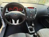 Gebraucht Kia Ceed Sportswagon 115 PS (84 kW) 2011 Weiß Kombi