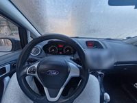 Gebraucht Ford Fiesta 60 PS (44 kW) 2012 Schwarz Kleinwagen