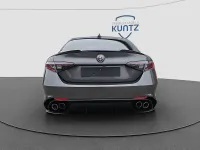 Gebraucht Alfa Romeo Giulia Quadrifoglio 520 PS (382 kW) 2024 Grigio vesuvio Limousine