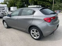 Gebraucht Alfa Romeo Giulietta Turismo 140 PS (102 kW) 2011 Grau Kleinwagen