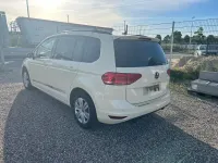 Gebraucht VW Touran 150 PS (110 kW) 2023 Beige Van / Kleinbus