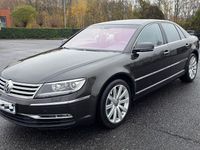 Usado VW Phaeton 239 HP (175 kW) 2010 Preto Sedan