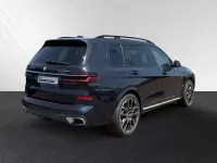 Gebraucht BMW X7 M Sport 352 PS (258 kW) 2025 Carbonschwarz metallic SUV