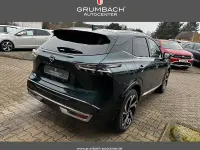 Neu Nissan Qashqai Premium Edition 158 PS (116 kW) 2025 Xex ceramic grey dach black SUV