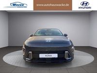 Neu Hyundai Kona Select 141 PS (103 kW) 2025 Farbe: grau SUV