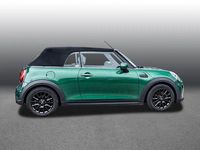 Gebraucht Mini Cooper Cabriolet Classic 136 PS (100 kW) 2021 British racing green Cabrio