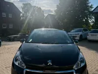 Gebraucht Peugeot 208 82 PS (60 kW) 2016 Schwarz Kleinwagen