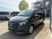 Gebraucht Mercedes Vito 163 PS (119 kW) 2025 Obsidianschwarz metallic Van