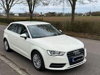 Gebraucht Audi A3 Performance 105 PS (77 kW) 2013 Weiß Limousine