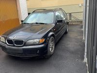 Gebraucht BMW 318 143 PS (105 kW) 2004 Schwarz Kombi