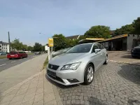 Używany Seat Leon ST Style 105 KM (77 kW) 2015 Srebrny Kombi