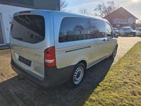 Gebraucht Mercedes Vito 163 PS (119 kW) 2022 Silber Van