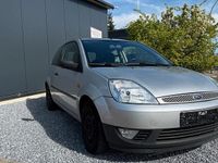 Usata Ford Fiesta 70 CV (51 kW) 2003 Argento Utilitaria