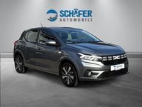 Używany Dacia Sandero Expression 91 KM (66 kW) 2025 Szary Sedan/Limuzyna