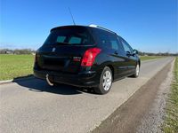 Gebraucht Peugeot 308 SW 115 PS (84 kW) 2012 Schwarz Kombi