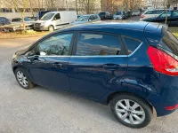 Usata Ford Fiesta 75 CV (55 kW) 2009 Blu Utilitaria