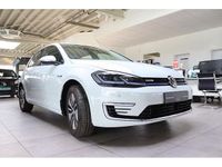 Gebraucht VW Golf 100 kW (136 PS) 2020 Pure white Limousine