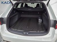 Neu Toyota Corolla 178 PS (130 kW) 2026 Grau Kombi