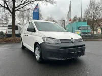Gebraucht VW Caddy Basis 122 PS (89 kW) 2023 Weiß Van / Kleinbus