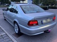 Gebraucht BMW 525 192 PS (141 kW) 2001 Silber Limousine