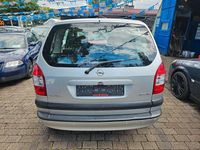 Gebraucht Opel Zafira 97 PS (71 kW) 2003 Starsilber/silver iii Van / Kleinbus