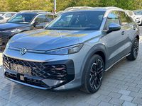Neu VW T-Roc R-line 150 PS (110 kW) 2026 Grau SUV