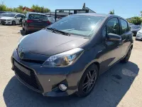 Gebraucht Toyota Yaris 75 PS (55 kW) 2012 Grau Kleinwagen