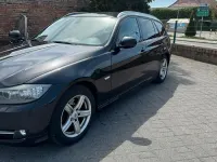 Gebraucht BMW 318 143 PS (105 kW) 2012 Schwarz Kombi