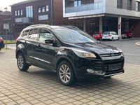 gebraucht Ford Kuga Titanium 2.0 SHZ/PDC/KLIMA/EU 6/NAVI