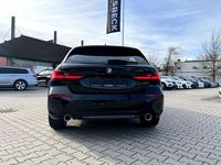 Gebraucht BMW 120 Advantage 190 PS (139 kW) 2023 Black sapphire metallic Kleinwagen