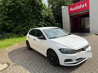 Gebraucht VW Polo Trendline 80 PS (58 kW) 2019 Weiß Kleinwagen