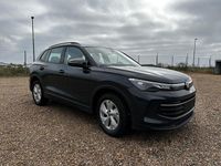 Gebraucht VW Tiguan 150 PS (110 kW) 2025 Grau SUV