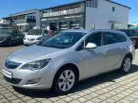 Gebraucht Opel Astra Innovation 116 PS (85 kW) 2011 Silber Kombi