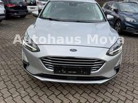 Gebraucht Ford Focus Cool & Connect 120 PS (88 kW) 2020 Silber Limousine