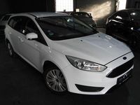 Gebraucht Ford Focus ST-Line 125 PS (91 kW) 2017 Weiß Kombi