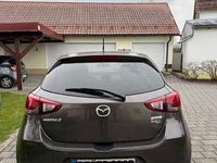 Gebraucht Mazda 2 Exclusive-Line 105 PS (77 kW) 2016 Braun Limousine