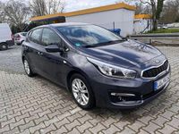 Gebraucht Kia Ceed Edition 7 99 PS (72 kW) 2016 Grau Kleinwagen