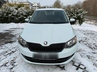 Gebraucht Skoda Fabia 2016 Weiß Kleinwagen