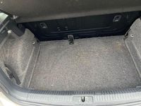 Gebraucht VW Polo 60 PS (44 kW) 2012 Grau Kleinwagen