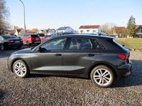 Gebraucht Audi A3 110 PS (80 kW) 2022 Grau Limousine