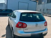 Gebraucht VW Golf V 90 PS (66 kW) 2005 Silber Kleinwagen