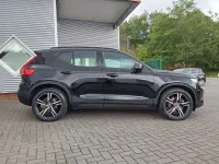 Gebraucht Volvo XC40 R-Design 197 PS (144 kW) 2022 Schwarz metallic SUV